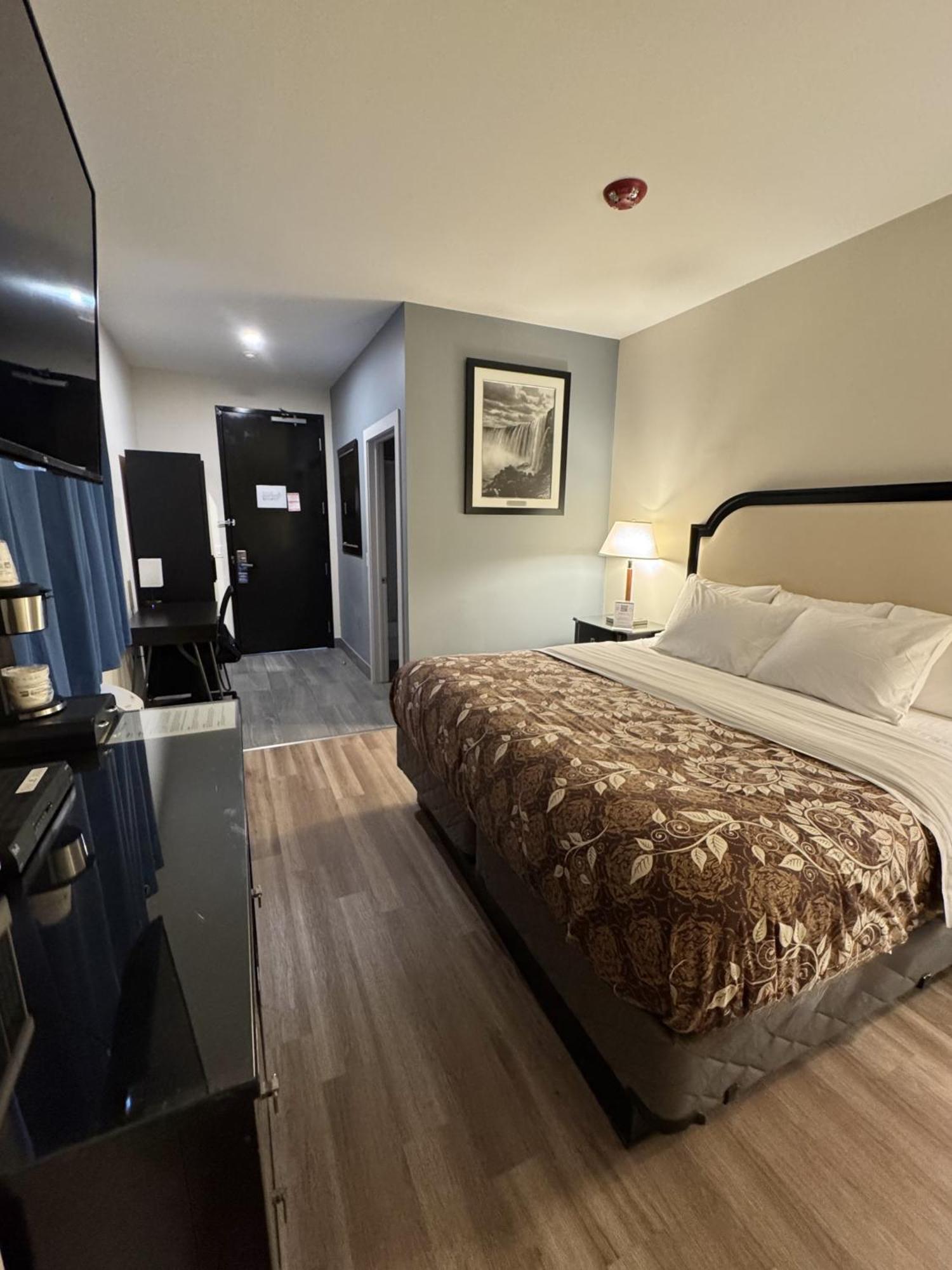 Big Bird Inn Wawa, Surestay Collection By Best Western Exterior foto